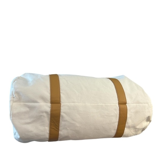 Cozy Earth Large White Ivory Canvas Duffle Bag - Travel in Style - Picture 3 of 11